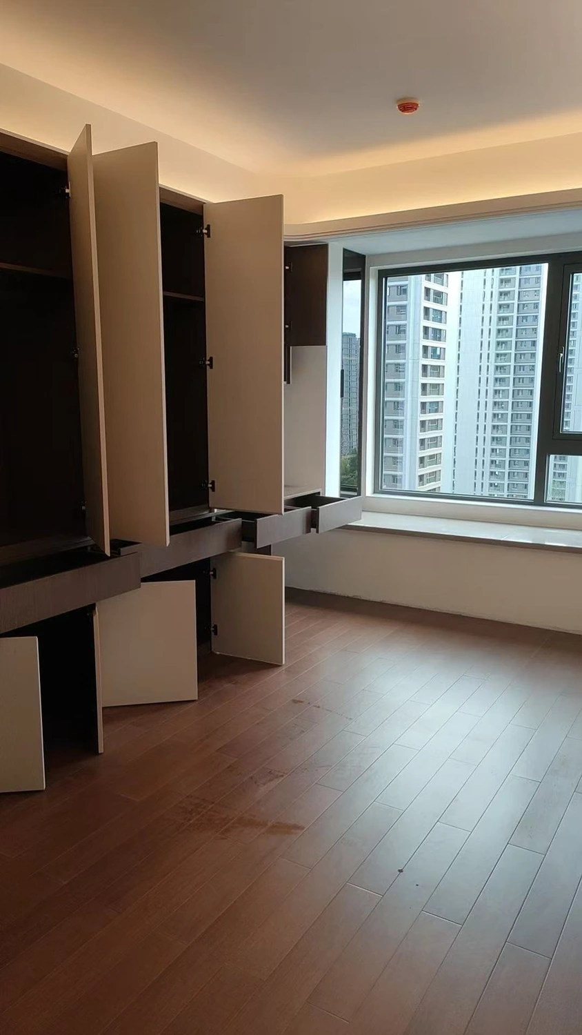 柜体内部与抽屉实拍